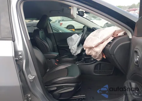 2021 Jeep Compass Altitude Fwd from USA, damaged, VIN 3C4NJCBB6MT509179